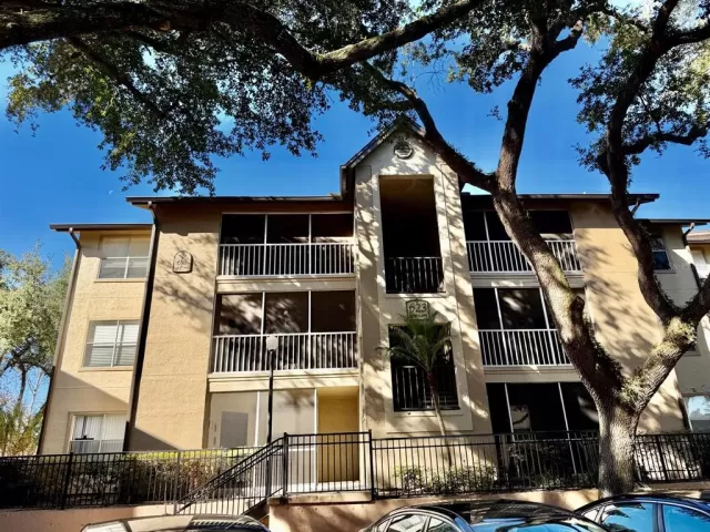 MLS: S5140146 Condo For Sale