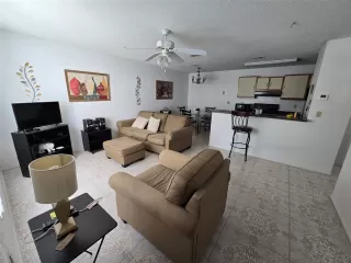 Photo #3: S5140146 Listing