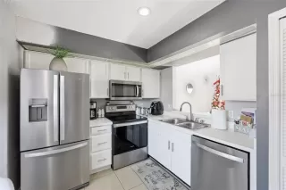 Photo #6: S5140244 Listing