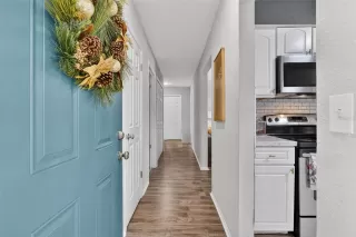 Photo #6: S5140515 Listing