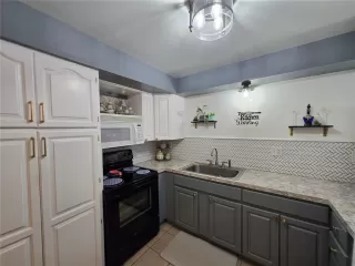 Photo #6: S5140598 Listing 