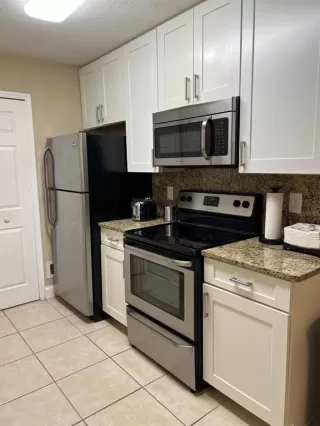 Photo #3: S5140911 Listing