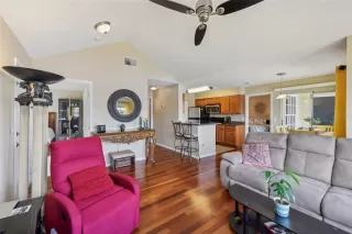 Photo #5: S5140927 Listing 