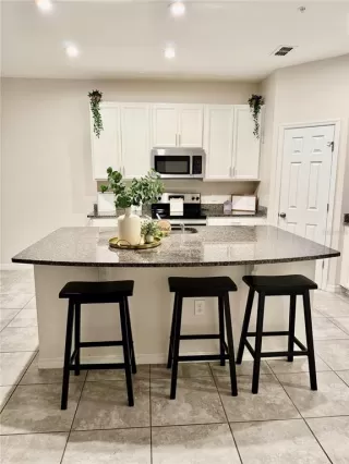 Photo #1: S5141275 Listing