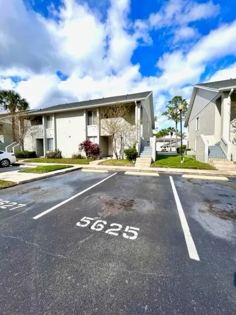 MLS: S5141299 Condo For Sale