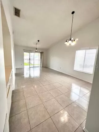 Photo #1: S5141299 Listing 