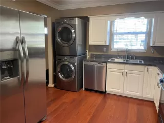 Photo #3: S5141362 Listing