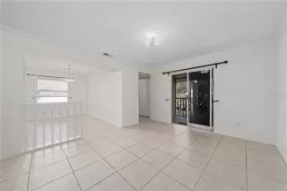 Photo #4: S5141904 Listing 