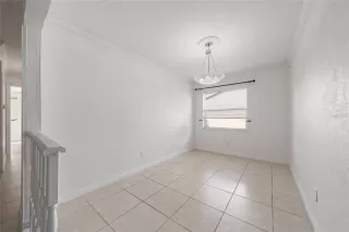 Photo #5: S5141904 Listing 