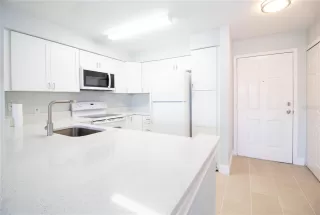 Photo #4: S5142057 Listing 