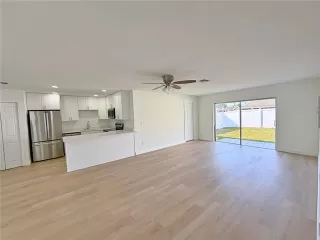 Photo #3: S5142125 Listing