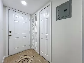 Photo #5: S5142227 Listing