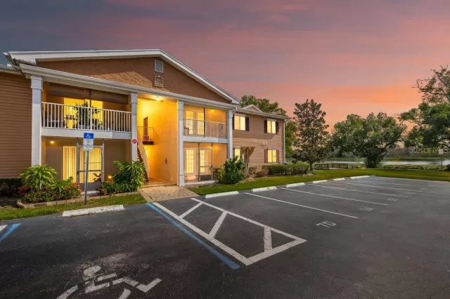 MLS: S5142342 Condo For Sale