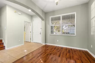 Photo #4: S5142372 Listing 