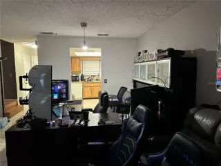 Photo #6: S5142380 Listing 