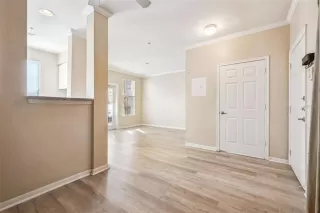 Photo #2: S5142494 Listing