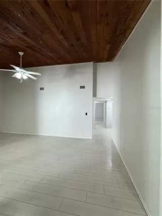 Photo #5: S5142550 Listing 