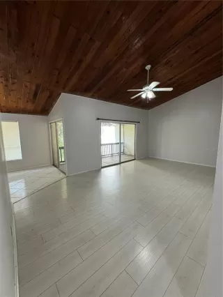 Photo #6: S5142550 Listing 