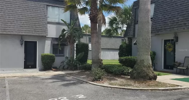 MLS: S5142571 Condo For Sale