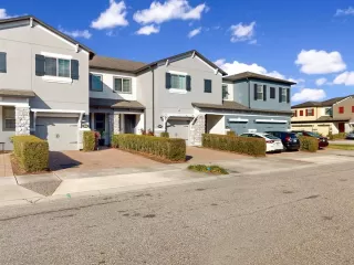 Photo #1: S5142638 Listing