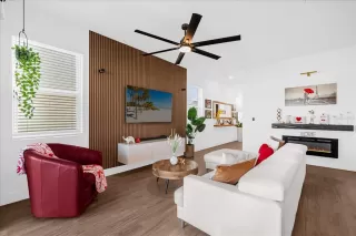 Photo #6: S5142706 Listing