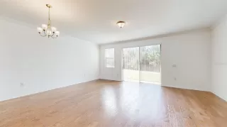 Photo #6: S5142859 Listing