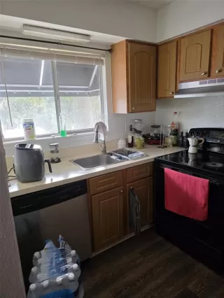 Photo #2: S5142884 Listing 