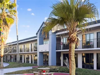 Photo #2: S5143177 Listing 