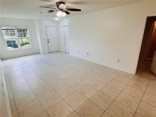 Photo #2: S5143352 Listing