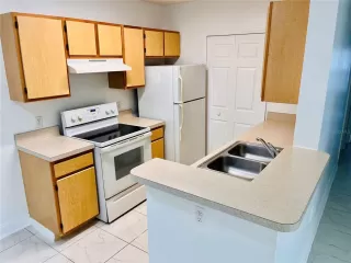 Photo #3: S5143352 Listing