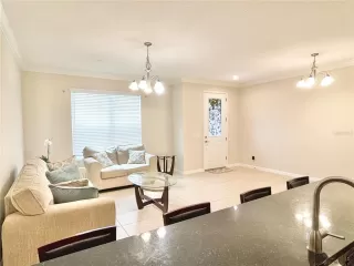 Photo #4: S5143375 Listing 