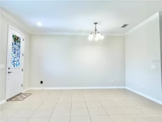 Photo #5: S5143375 Listing 