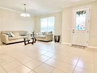 Photo #6: S5143375 Listing 