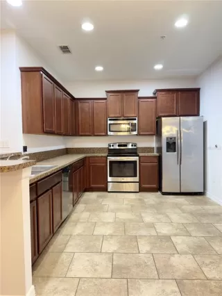 Photo #3: S5143596 Listing 