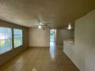 Photo #5: S5143697 Listing