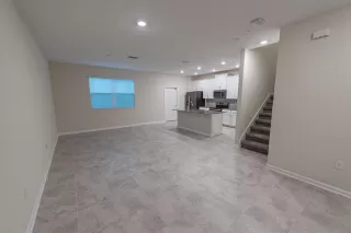 Photo #5: S5143758 Listing