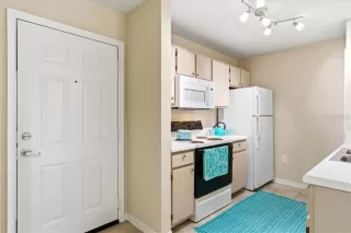 Photo #6: S5143788 Listing