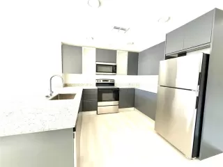 Photo #4: S5143984 Listing