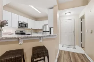 Photo #6: S5144026 Listing 