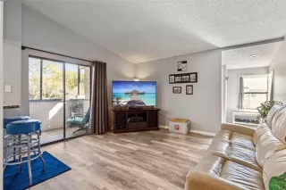 Photo #5: S5144196 Listing