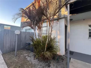 Photo #2: S5144243 Listing