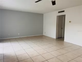 Photo #3: S5144243 Listing