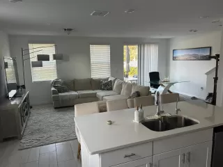 Photo #2: S5144335 Listing