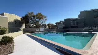 Photo #6: S5144384 Listing