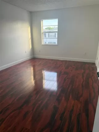 Photo #3: S5144445 Listing