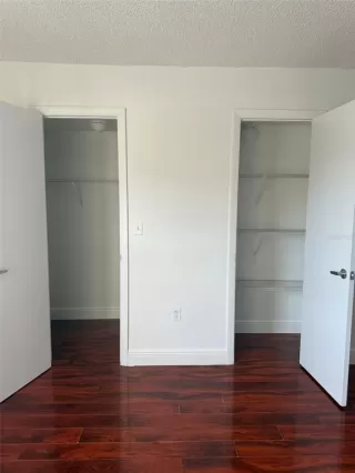 Photo #5: S5144445 Listing