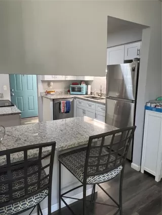 Photo #3: S5144509 Listing