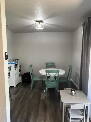 Photo #4: S5144509 Listing