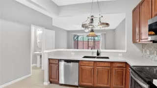 Photo #6: S5144547 Listing 