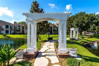 Photo #4: S5144558 Listing 